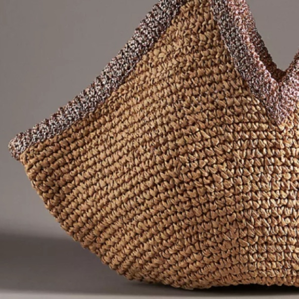 Tipped Angular Straw Tote Bag
By Anthropologie 
Color - Straw
NWOT
OVERSIZED - Picture 5 of 7